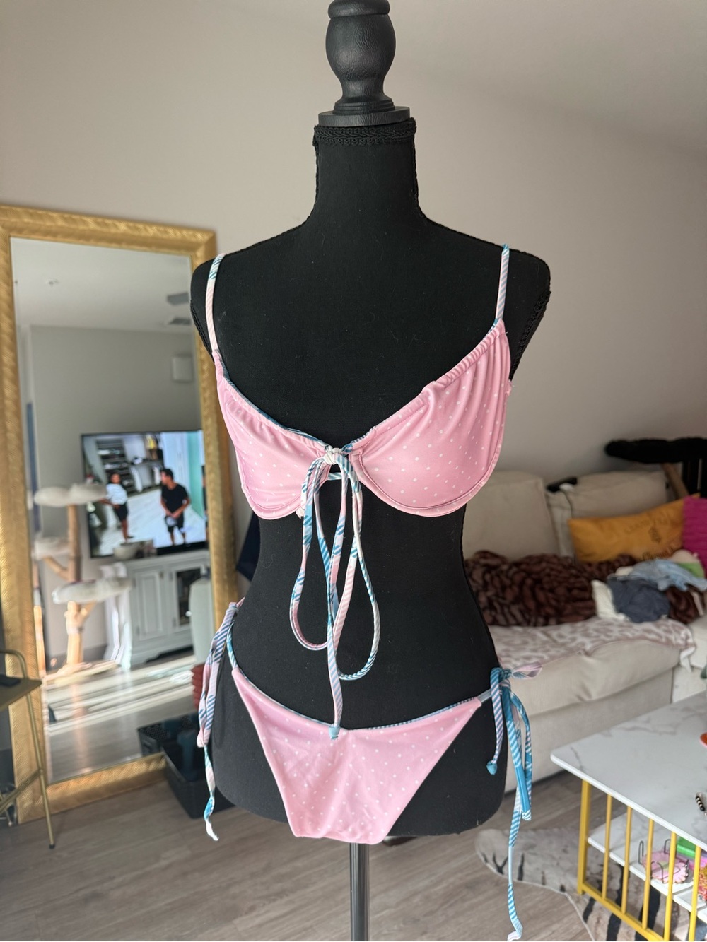 Mixed Boutique Swimsuit and Coverup Bundle (M-L 6-8) - Picture 10 of 16